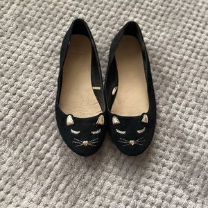 Girls black kitty flats